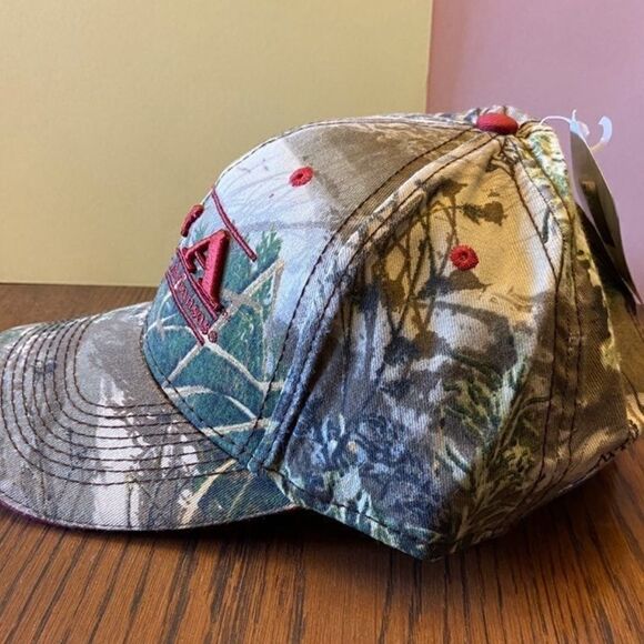 University Of Arkansas Razorbacks Baseball Hat Cap Bar The Game Camo NWT - Picture 2 of 6
